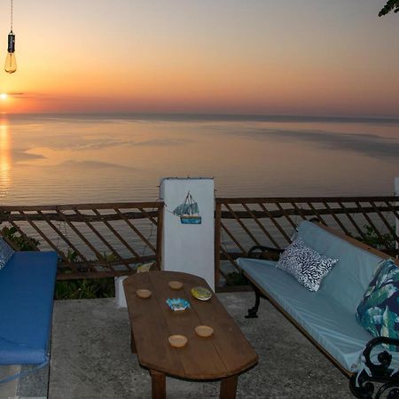 Вілла Balcony On The Rocks Agioi Saranta Екстер'єр фото