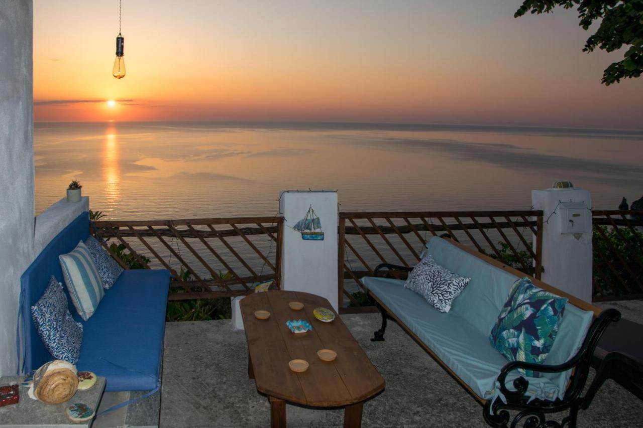 Вілла Balcony On The Rocks Agioi Saranta Екстер'єр фото